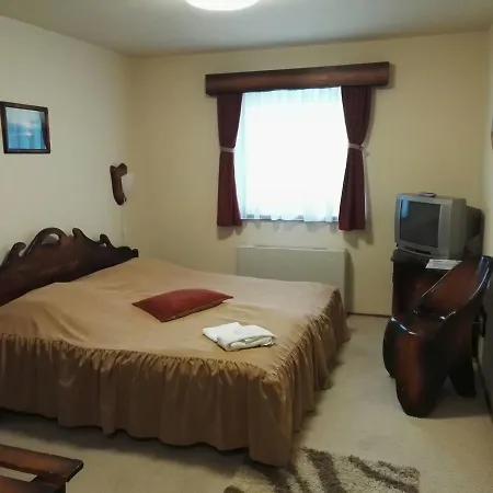 Hotel Camelot Club 3*