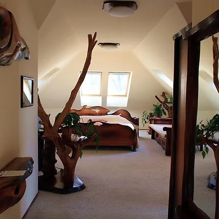 Hotel Camelot Club